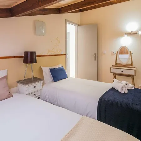 Camarinha Apartment